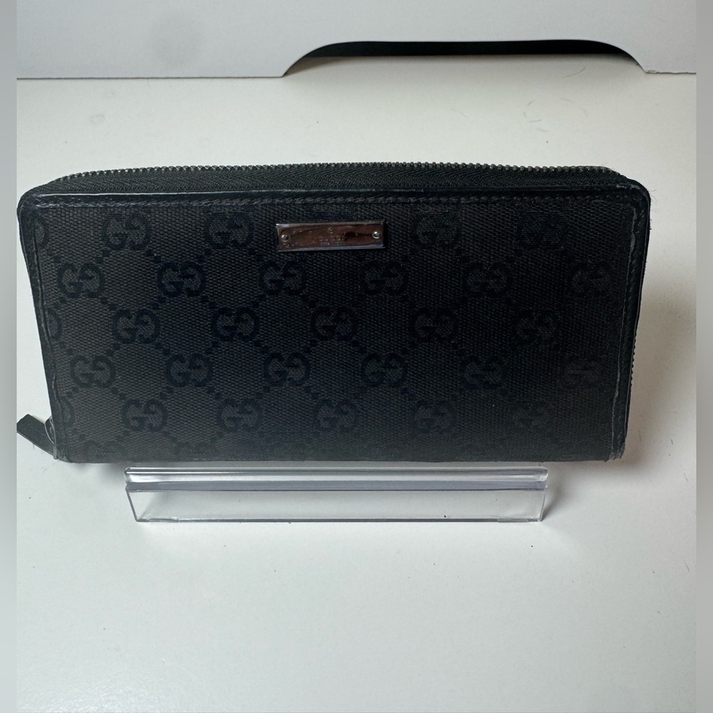 Gucci Women’s Black GG Monogram Canvas Long Zip Wallet